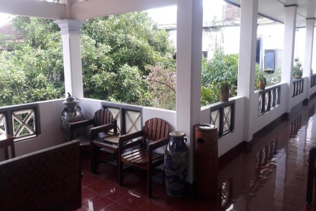 Hotel Airlangga Mataram Extérieur photo